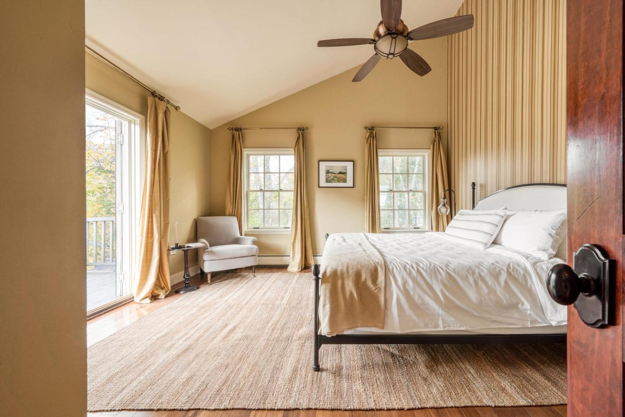 Cortland By Avantstay Charming Heritage Estate W Private Lake Pool Saugerties Ngoại thất bức ảnh